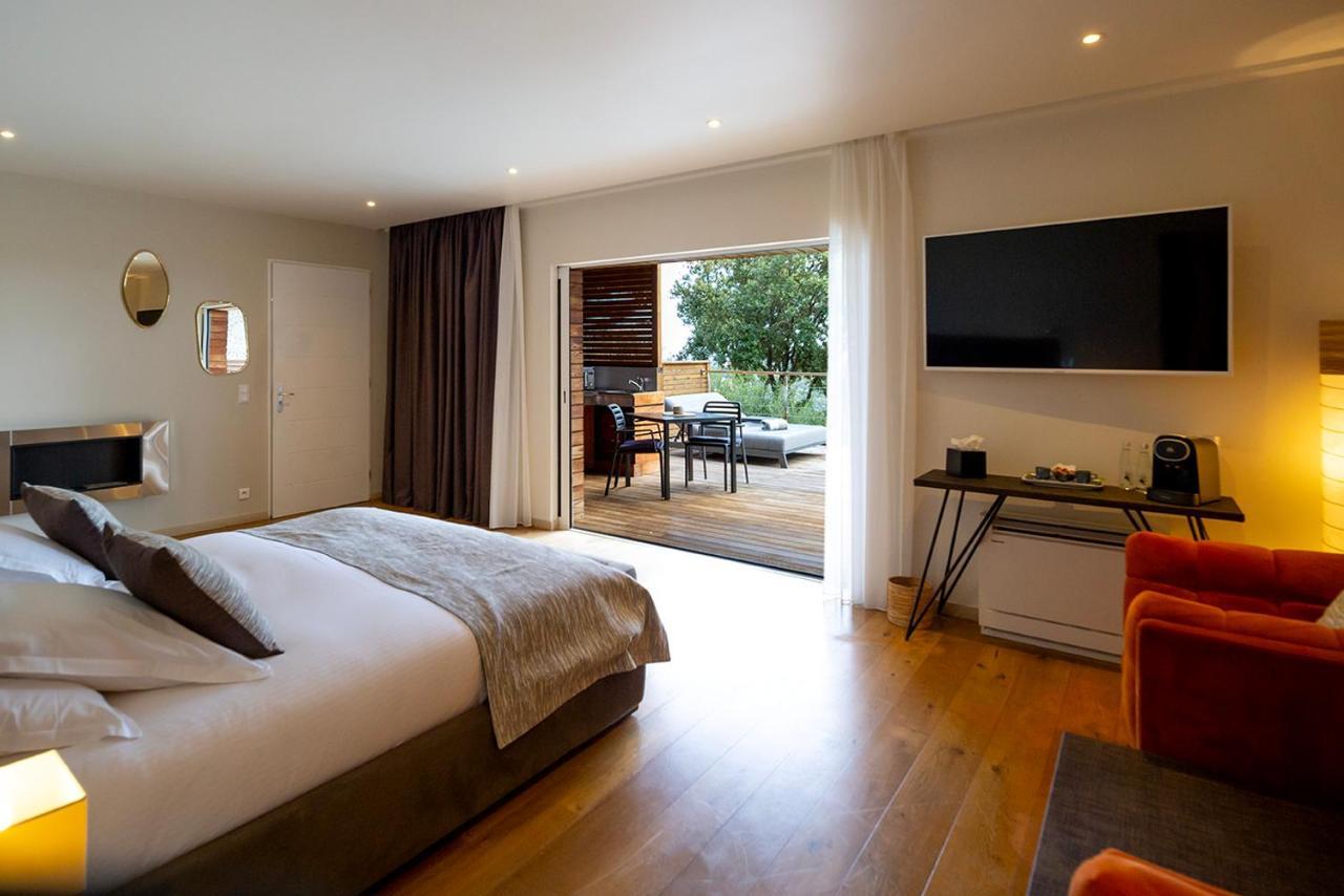 Swim Piscine Privee Ou Jacuzzi Prive Hotel 3*
